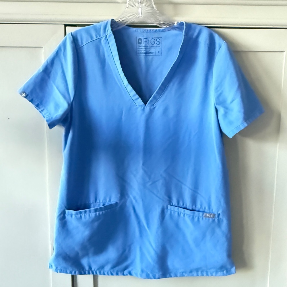 FIGS Scrub Top -Ceil Blue- Small